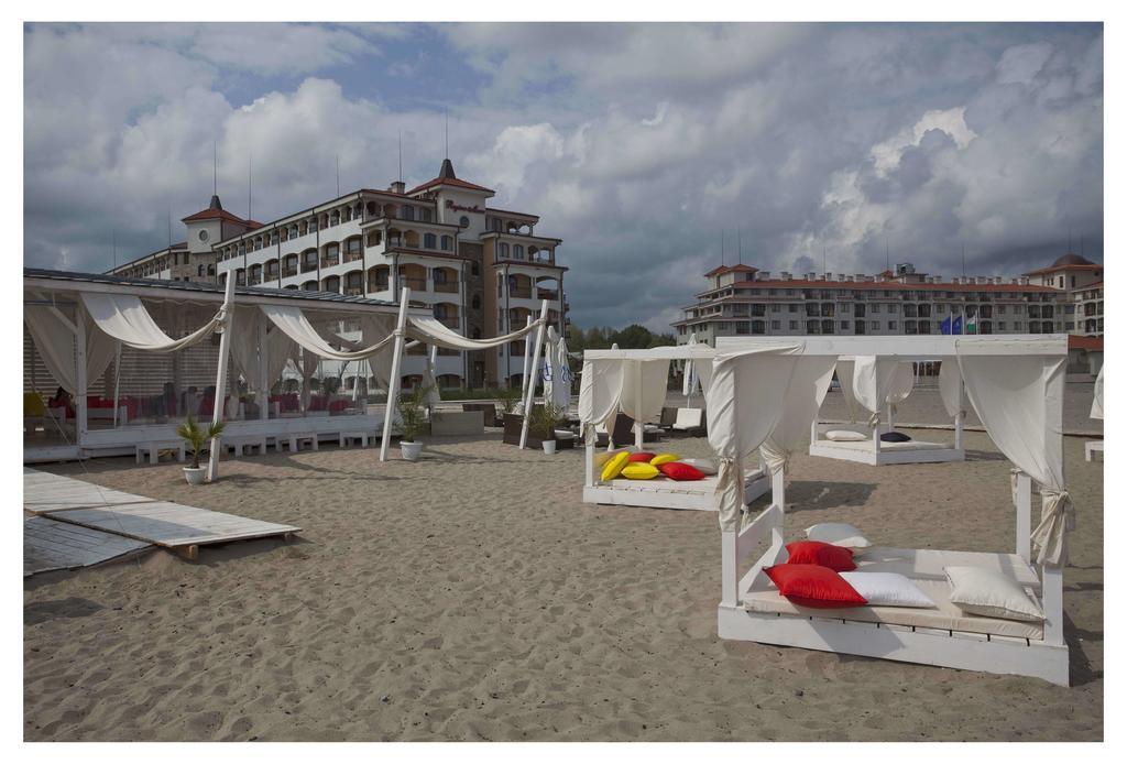 Aparthotel Regina Mare Carevo Exterior foto