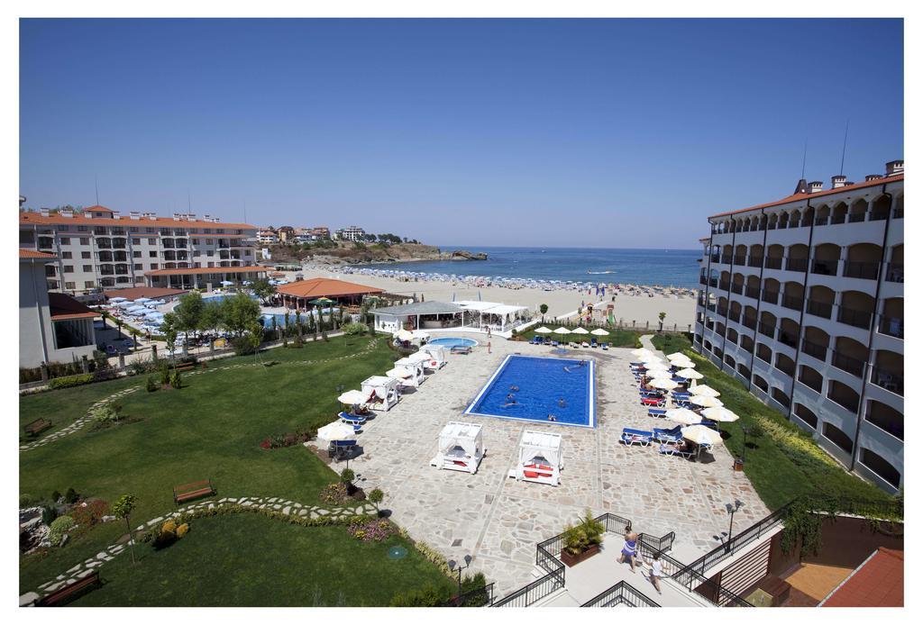 Aparthotel Regina Mare Carevo Exterior foto