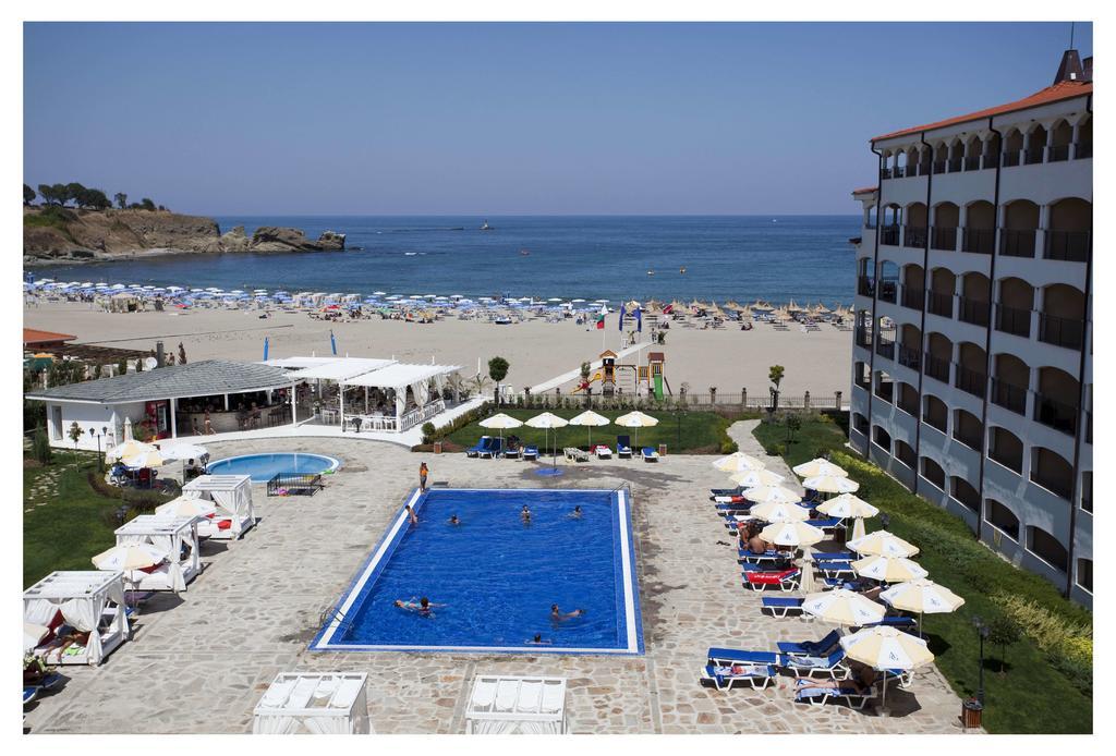 Aparthotel Regina Mare Carevo Exterior foto