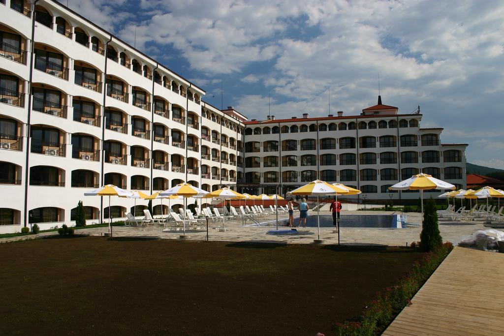 Aparthotel Regina Mare Carevo Exterior foto