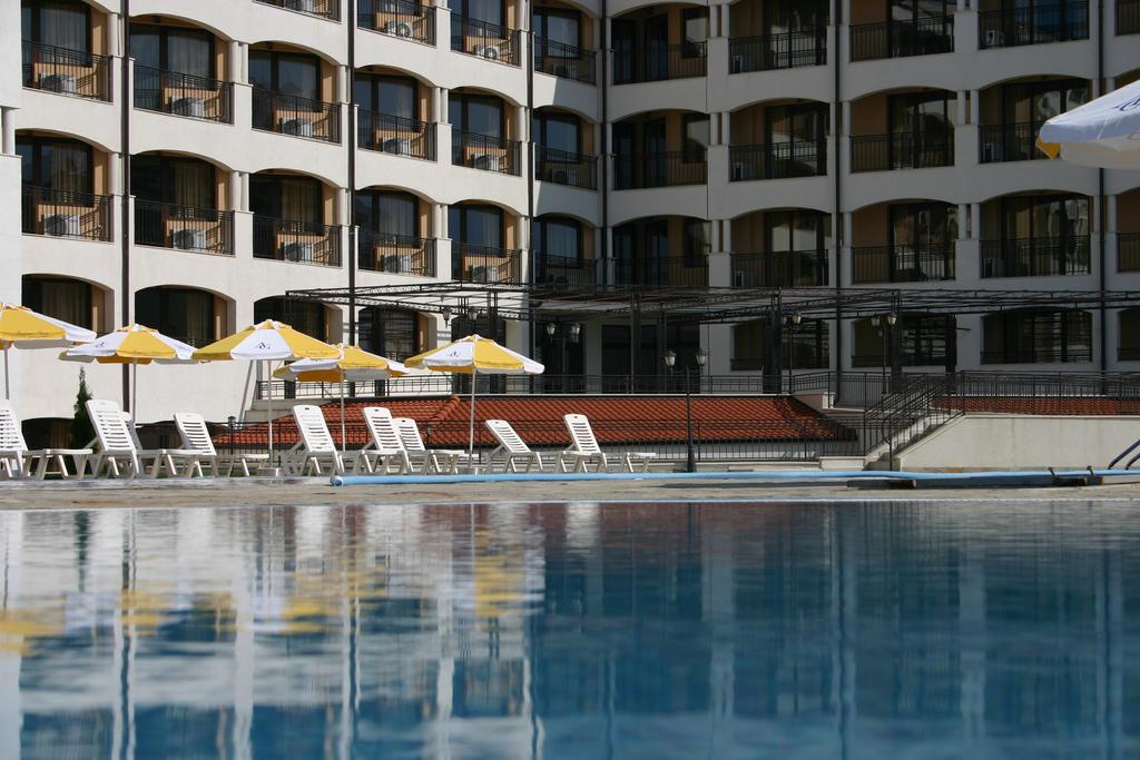 Aparthotel Regina Mare Carevo Exterior foto